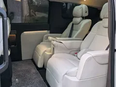 2025 Li Auto MEGA Ultra Smart Refresh, белый — фото 7