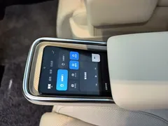 2025 Li Auto MEGA Ultra Smart Refresh, белый — фото 9