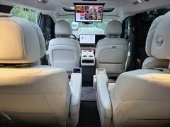 2025 Li Auto MEGA Ultra Smart Refresh, белый — фото 12