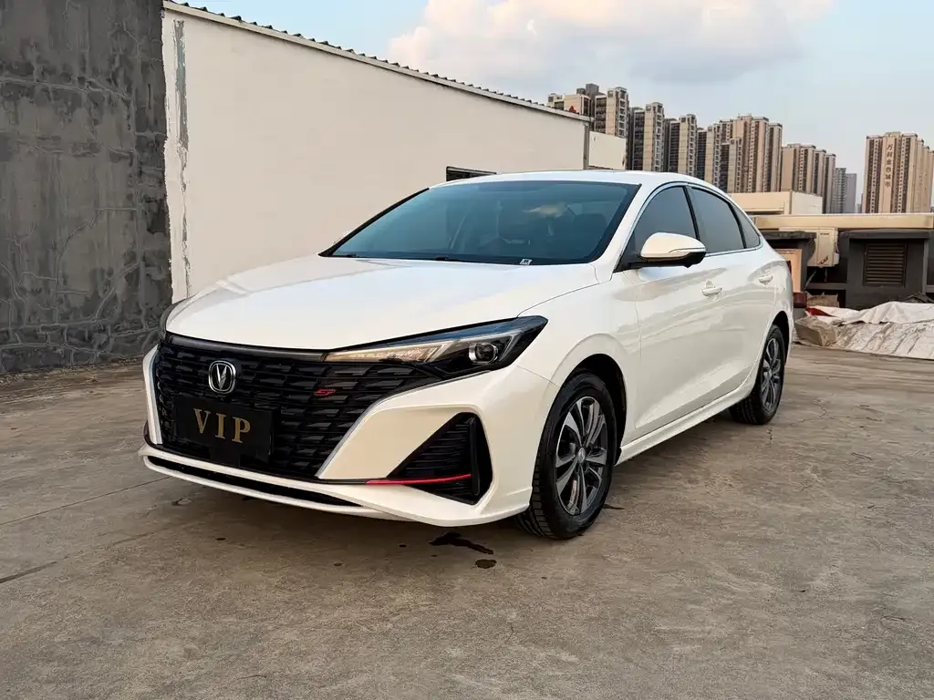 2022 Changan Eado PLUS 1.4T GDI DCT Premium