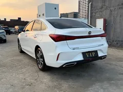 2022 Changan Eado PLUS 1.4T GDI DCT Premium, белый — фото 18