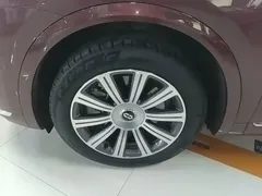 2025 Aito M8 EREV Max+ 53.4kWh 6-seat 192-line LiDAR — фото 23