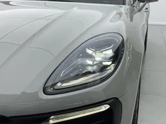 2022 Porsche Macan 2.0T — фото 5