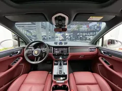 2022 Porsche Macan 2.0T — фото 36