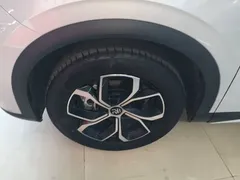 2022 BYD Yuan PLUS EV 430km Luxury, белый — фото 23