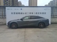 2025 BYD Han L PHEV 4WD LiDAR Flagship — фото 4
