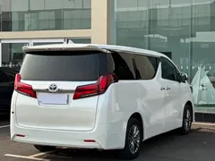 2020 Toyota Alphard Hybrid 2.5L Gold Special Edition, белый — фото 7