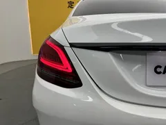 2021 Mercedes-Benz C-Class C 260 L Sport, белый — фото 9