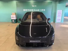 2025 Li Auto i8 Standard, чёрный — фото 3
