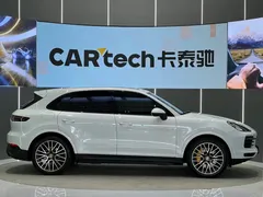 2022 Porsche Cayenne 3.0T Platinum, белый — фото 19