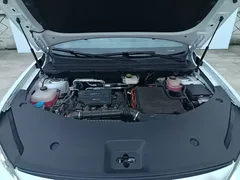 2025 BYD Song Pro 2nd Gen DM-i PHEV 115KM Smart Driving Excellence, белый — фото 6