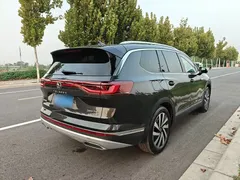 2022 Volkswagen Talagon 380TSI 4WD Luxury Pro 6-seat, чёрный — фото 4