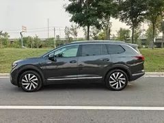 2022 Volkswagen Talagon 380TSI 4WD Luxury Pro 6-seat, чёрный — фото 7