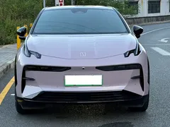 2025 Zeekr X 5-seat RWD — фото 7