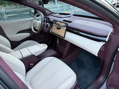 2025 Zeekr X 5-seat RWD — фото 12