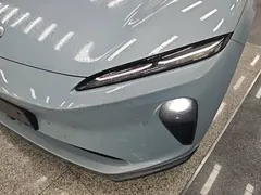2024 Nio ET5T 75kWh Touring, синий — фото 24