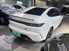 2022 BYD Destroyer 05 DM-i PHEV 55km Premium, белый — фото 10