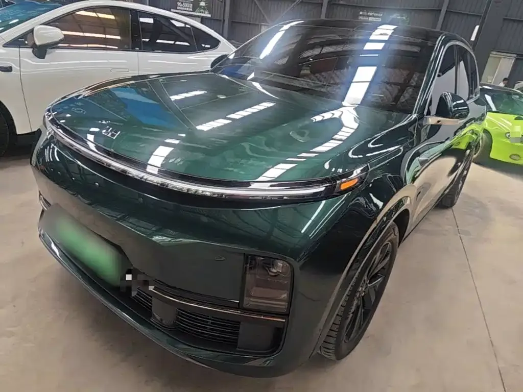 2023 Li Auto L8