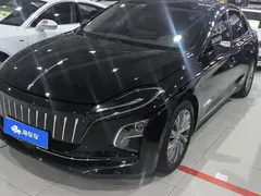 2023 Hongqi E-QM5 EV 620km PLUS, чёрный — фото 1