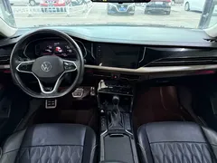 2021 Volkswagen Passat 330TSI Luxury, чёрный — фото 7