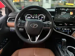 2021 Toyota Camry Hybrid 2.5HG Luxury, чёрный — фото 10