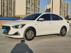 2020 Hyundai Elantra 1.6L AT GL, белый — фото 1