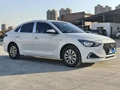 2020 Hyundai Elantra 1.6L AT GL, белый — фото 3