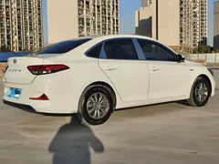 2020 Hyundai Elantra 1.6L AT GL, белый — фото 9