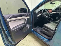 2023 Volkswagen Tayron 280TSI 2WD Luxury Plus Advanced, синий — фото 13