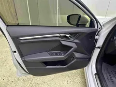 2022 Audi A3L Limousine 35 TFSI Fashion Sport, белый — фото 11