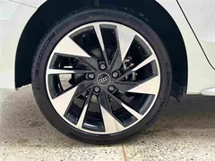2022 Audi A3L Limousine 35 TFSI Fashion Sport, белый — фото 16