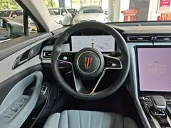 2025 Hongqi H5 PHEV 170 — фото 11