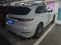 2022 Porsche Cayenne S 2.9T Platinum Edition, белый — фото 3