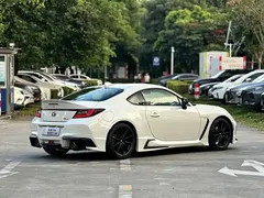 2022 Toyota GR86 2.4L MT, белый — фото 5