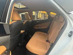 2022 Lexus NX 400h+ PHEV, белый — фото 5