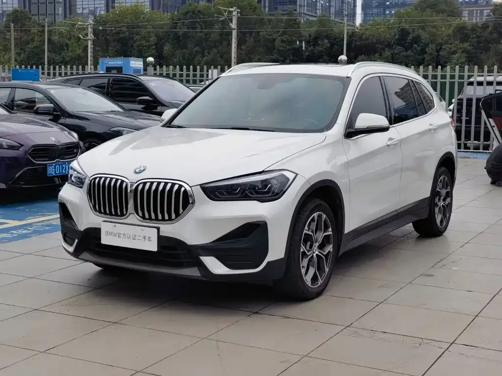 2022 BMW X1