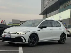 2023 Volkswagen Golf 280TSI DSG R-Line Lite, белый — фото 2