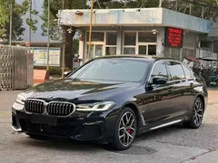 2022 BMW 5 Series 530Li Executive M Sport Package, чёрный — фото 1