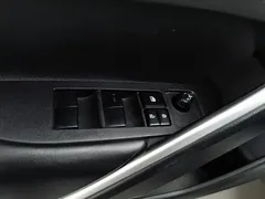 2023 Toyota Frontlander 2.0L CVT Elite, белый — фото 9