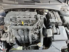 2021 Hyundai Elantra 1.5L CVT LUX Premium — фото 21