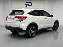 2020 Honda Vezel 1.5L CVT Pioneer, белый — фото 17