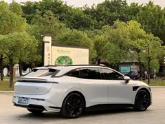 2025 Zeekr 007 GT RWD ADAS 75kWh — фото 19