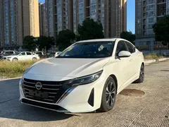 2023 Nissan Sylphy 1.6L CVT Enjoy, белый — фото 3