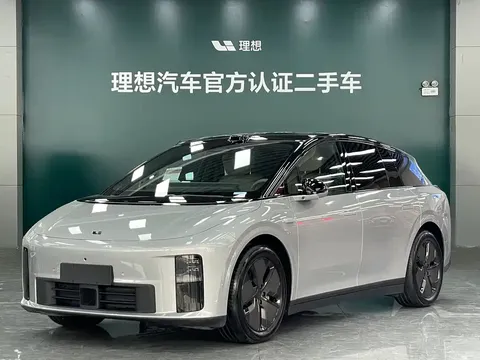 2025 Li Auto i6 2WD Standard