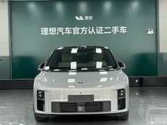 2025 Li Auto i6 2WD Standard — фото 2