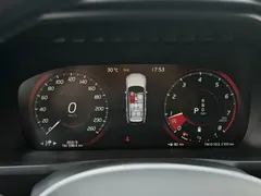 2021 Volvo XC90 7-seat, чёрный — фото 10