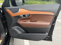 2021 Volvo XC90 7-seat, чёрный — фото 15