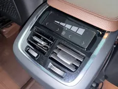 2021 Volvo XC90 7-seat, чёрный — фото 17