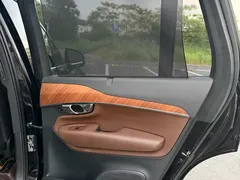 2021 Volvo XC90 7-seat, чёрный — фото 18