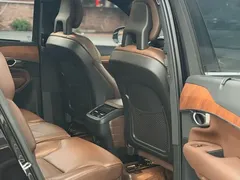 2021 Volvo XC90 7-seat, чёрный — фото 19